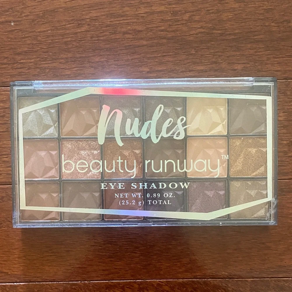 Nudes Eyeshadow Palette